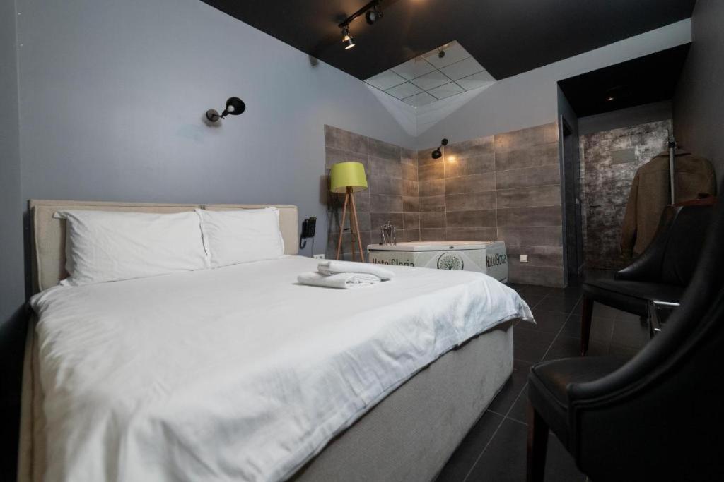 Hotel Gloria Ks Πρίστινα Εξωτερικό φωτογραφία